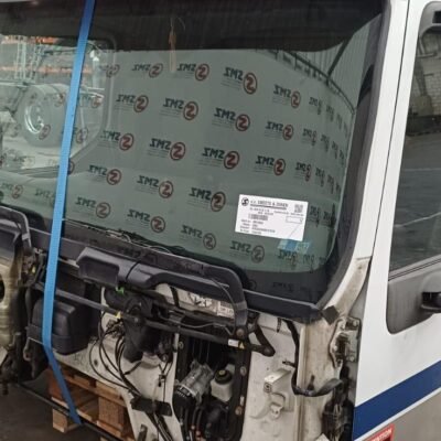 Used Renault cabin Premium