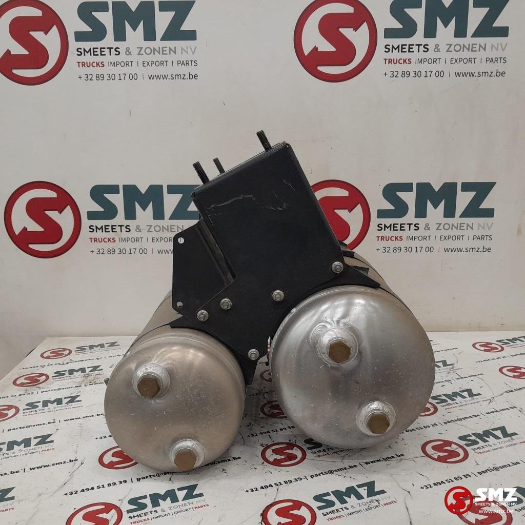 Used set of air tanks 20L 14Bar + 15L 14Bar Iveco