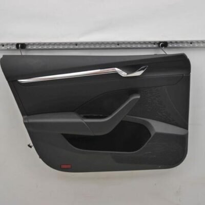 Door Card (Door Panel) SKODA OCTAVIA IV Combi (NX5)
