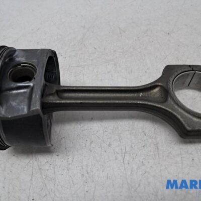 Verified used auto parts with OE number 1648526580 at PartsBit