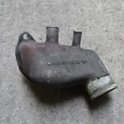 Coolant Flange for Mercedes-Benz Actros MP2 A9425010223 Anschluss Rohr OM501 OM541