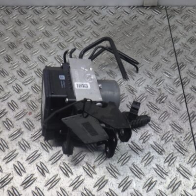 Verified used auto parts with OE number CG91-2C405-CC at PartsBit