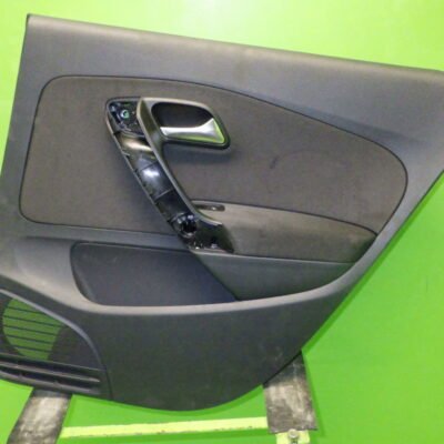 6R6867212 Original Part Number – new or used Door Card (Door Panel)
