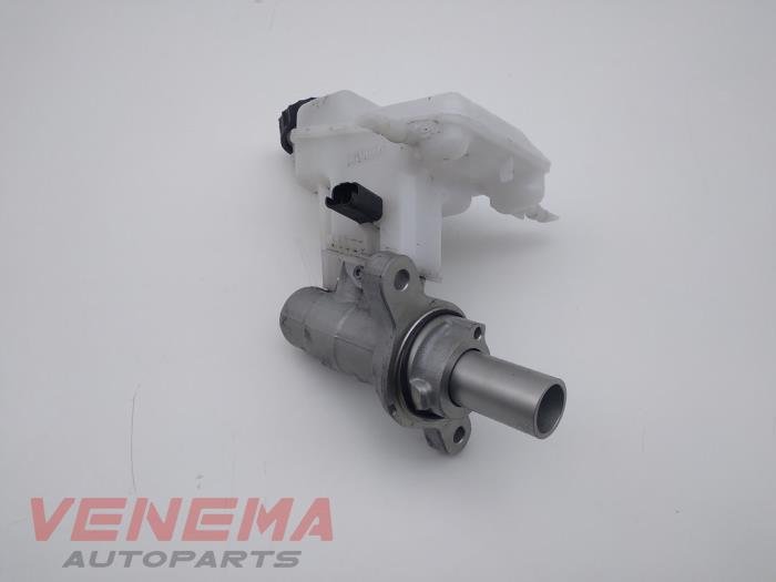 Verified used auto parts with OE number 9807687080 at PartsBit
