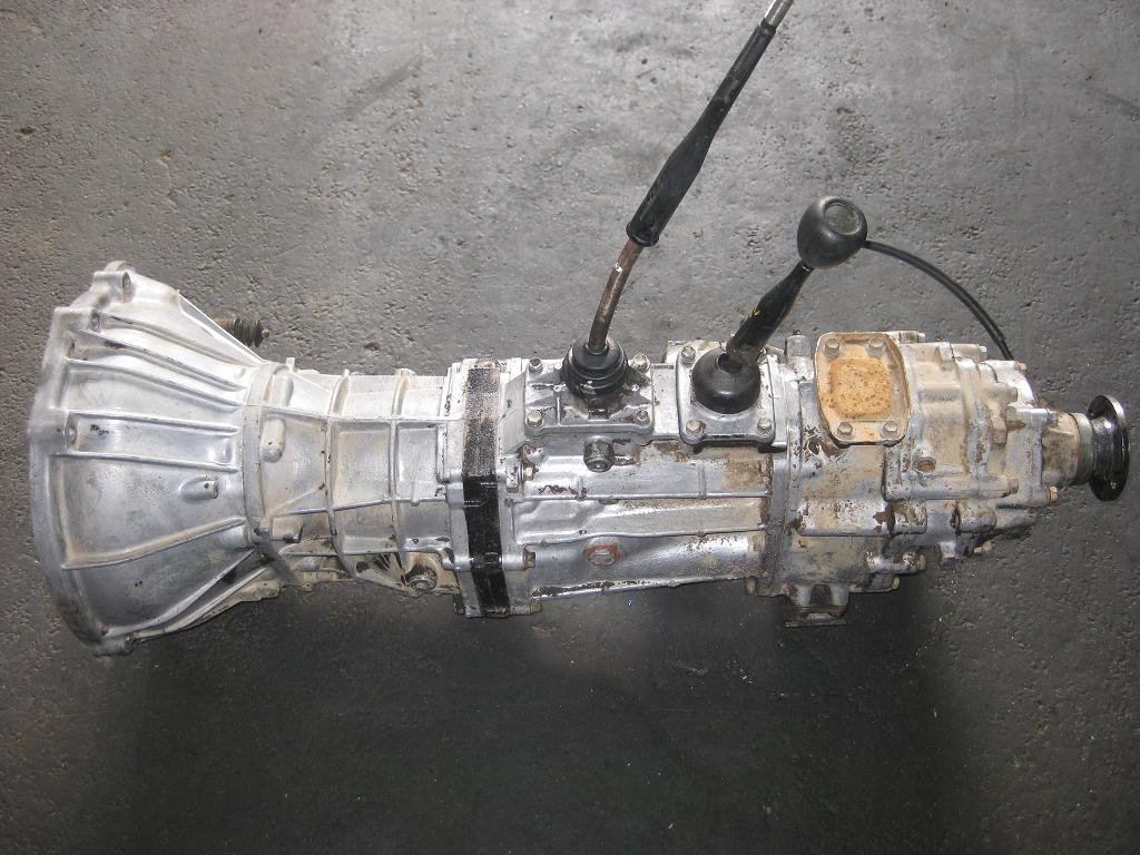TOYOTA-2L3Y-FLOOR-4X4-MG